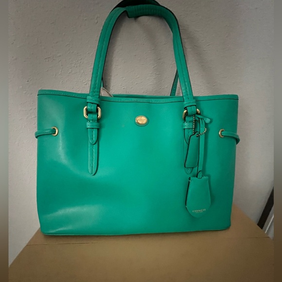 Coach Handbags - Coach Green Leather Tote Bag